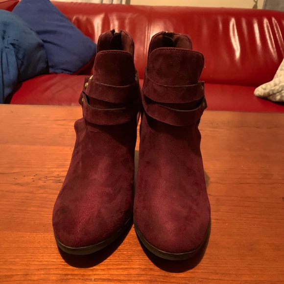 Deep purple velvet booties - Picture 1 of 3